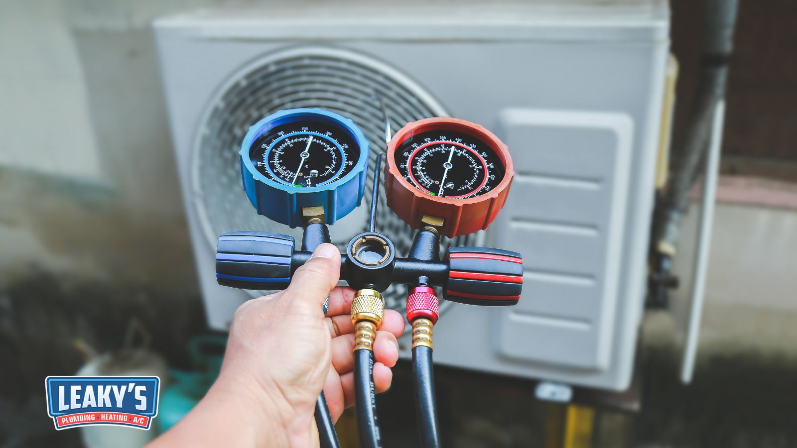 Identifying early signs of refrigerant leak: